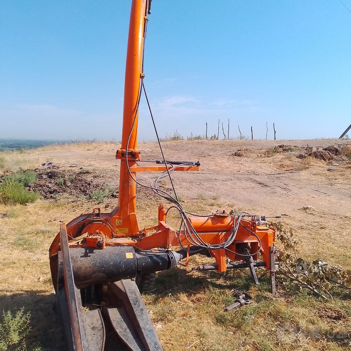 Bir qatorli Makkai oʻradigan aparat sotiladi .narxini kelishamiz