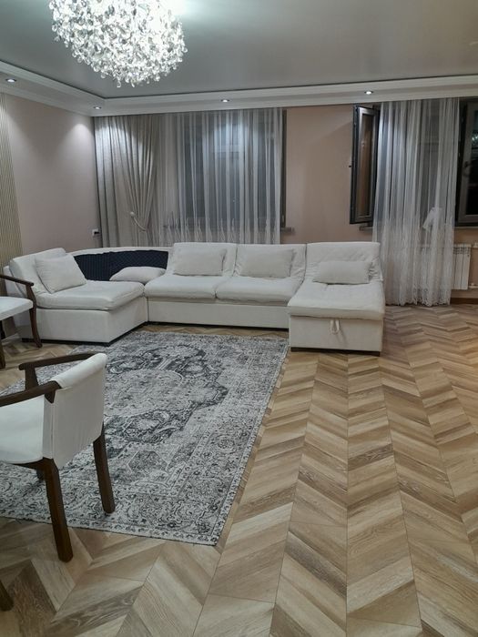Продажа 4 комнатный квартиры