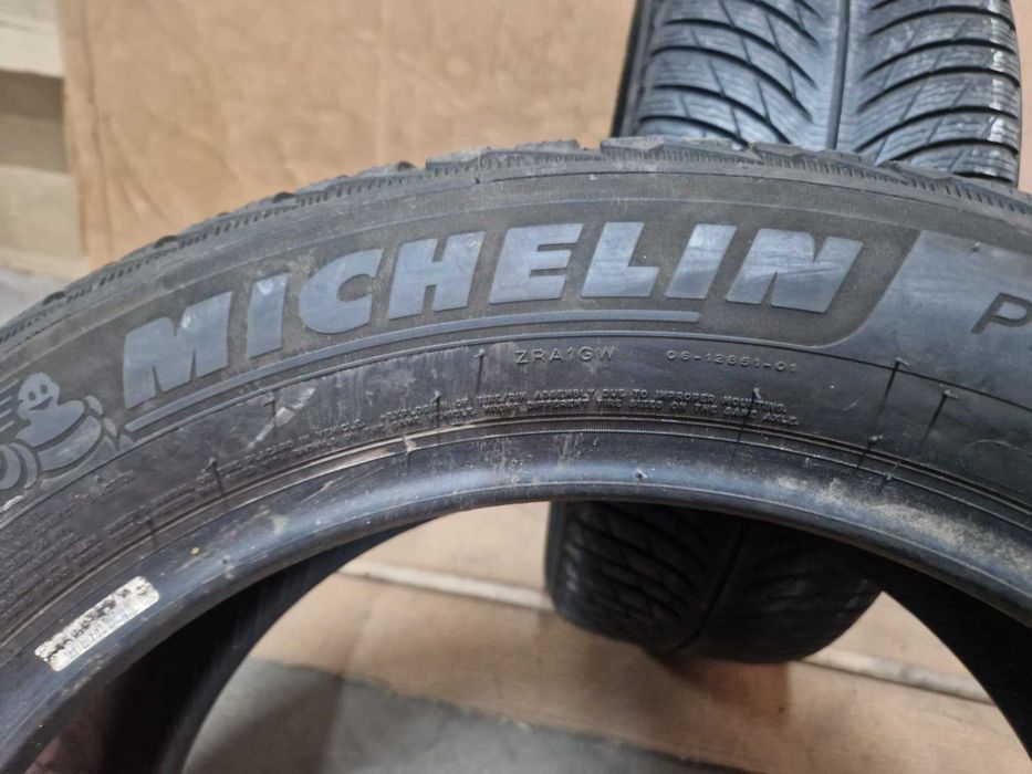 2 Michelin R19 245/50
зимни гуми
DOT4318