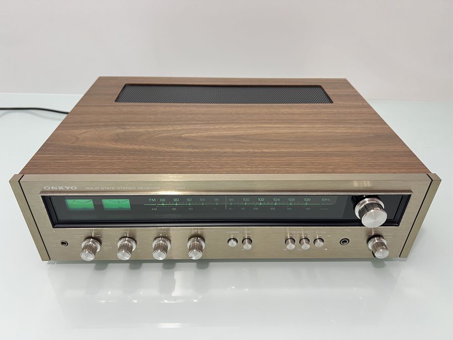 Receiver/Amplificator Onkyo TX-330 fabricat în Japonia