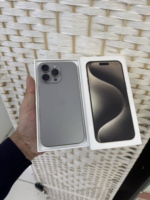 Продам Телефон Айфон 15 Pro Max 256Gb