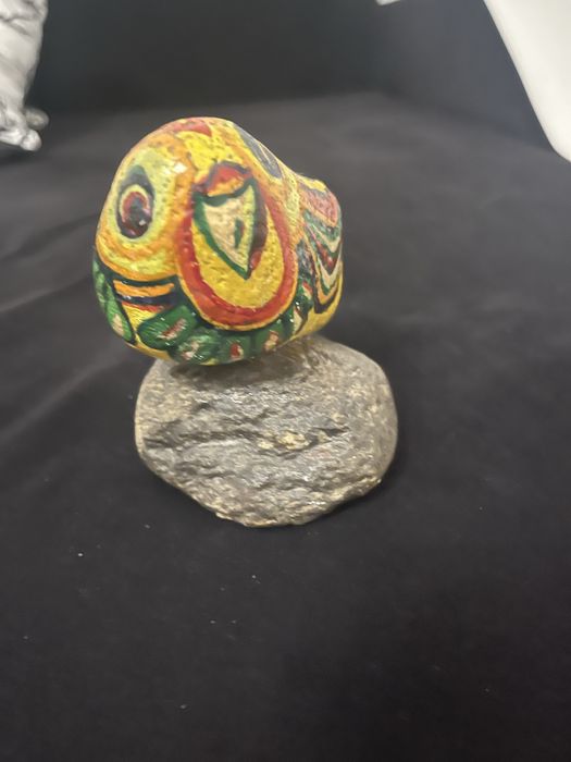 Ръчно рисуван камък от 1996 година