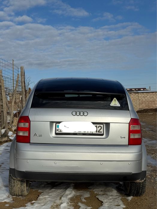 Продам автомобиль ауди а2 .