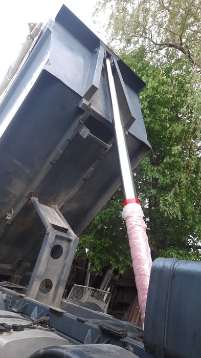 Renault kerax 8×4 cilindru basculare, camion