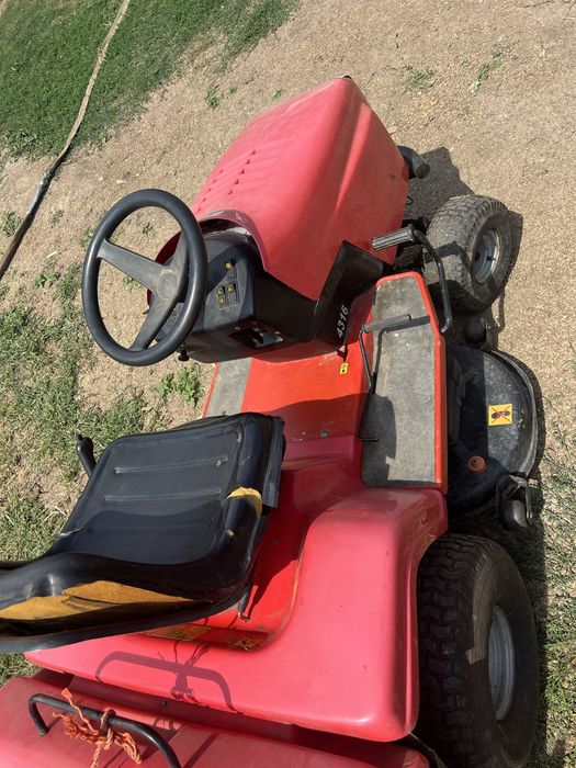 Tractoraș gazon 16 cai