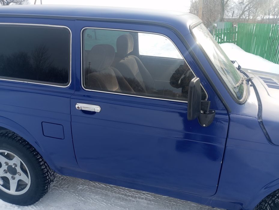 Продам ниву 21213
