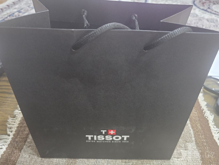 Продаются часы TISSOT T-Touch Connect Solar
