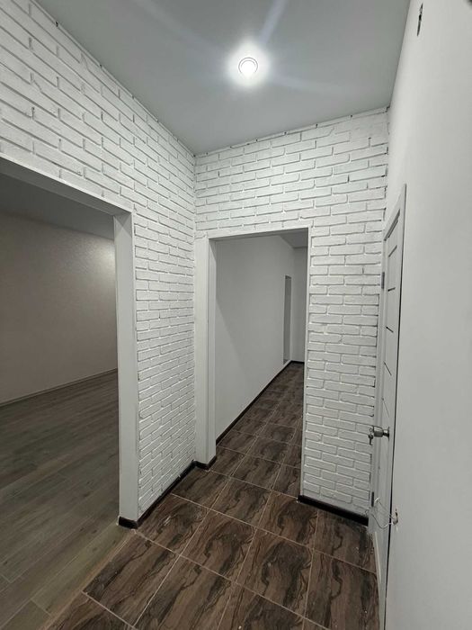 Продам 1 комнатную Батыс 2