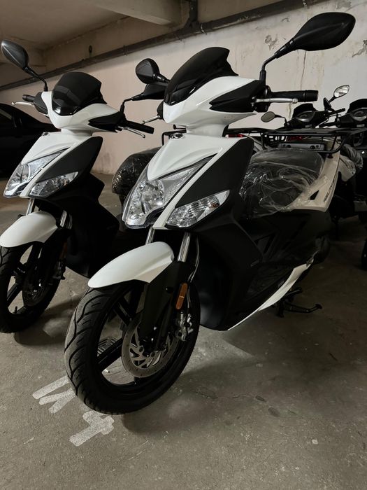 inchiriere scuter Rent bike 0km bolt tazz glovo