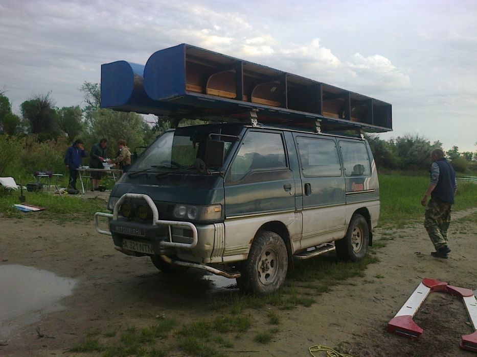 Плот для сплава по реке