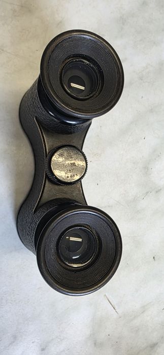 Binoclu de operă Carl Zeiss Galan.