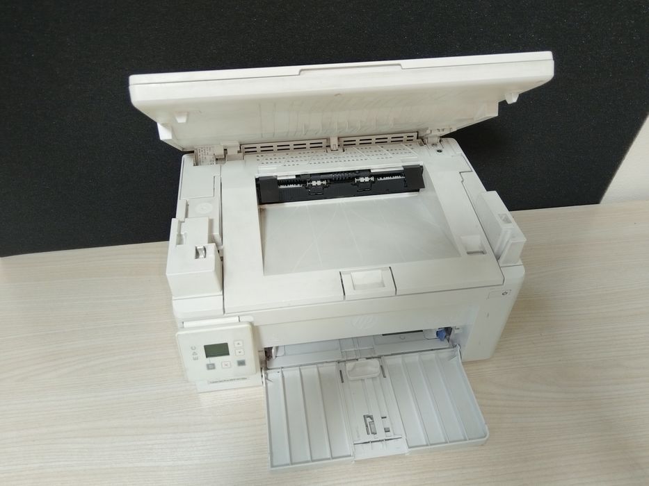 МФУ hp LJ pro mfp m130a. 3 в 1