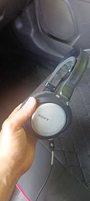 Sony Zaryadi 12 soatga yetadi.