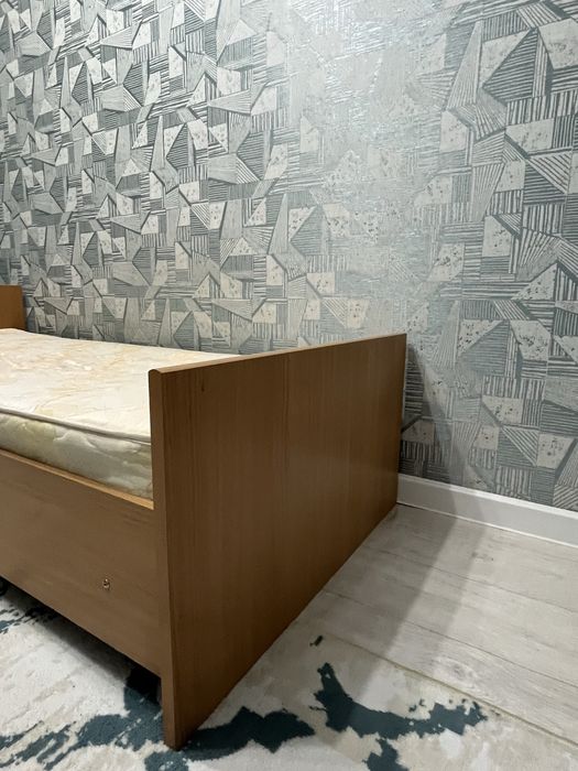 Продам кровать бу