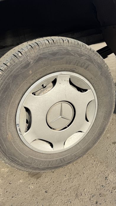 Резина  б.у 225/70/15 С