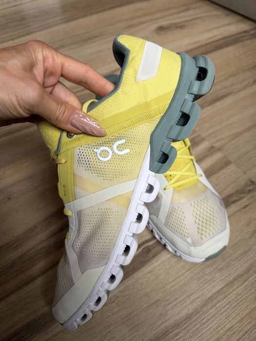 Оригинални мъжки маратонки Uq Swiss Engineering Shoes On Cloud ! 44 н