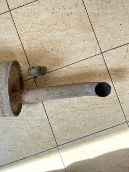 Продам глушитель приора