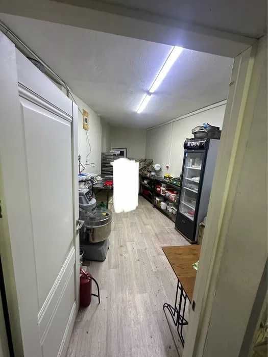 Сдается для Диет Кафе или Кофейня 1 Линия Вдоль Дороги ЗВОНИТЕ!