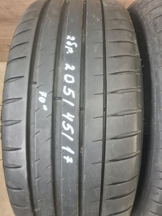 2бр.205/45/17 MICHELIN