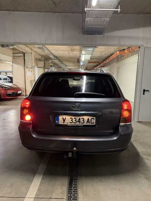 Toyota Avensis 2.2 D-CAT, 6 скорости, комби