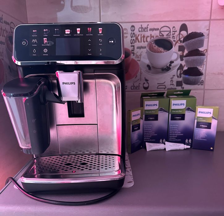 Espressor Philips 5500 series LatteGo