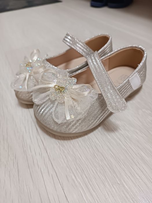 Детская обувь для девочки