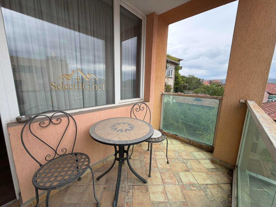 Продава се Тристаен апартамент в Велико Търново, Център - 98 кв.м за 2449 €/кв.м - Снимка #13