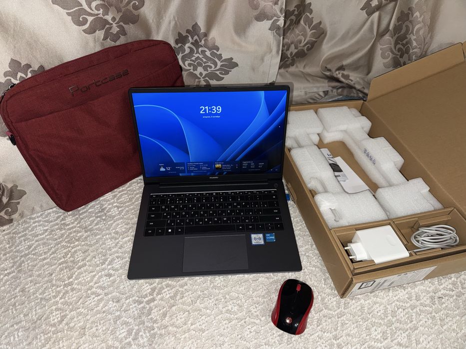 Huawei Ноутбук MateBook D14