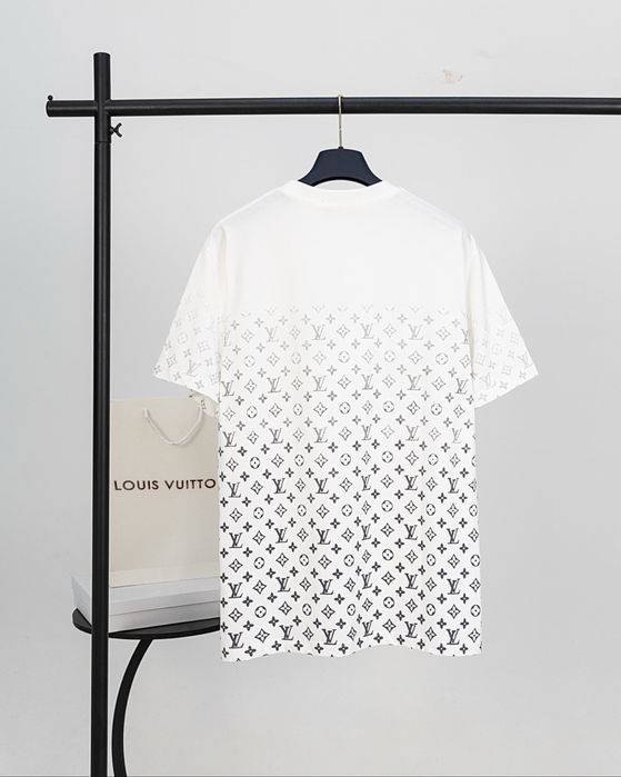 Tricouri Louis Vuitton Monogram Alb si Negru !