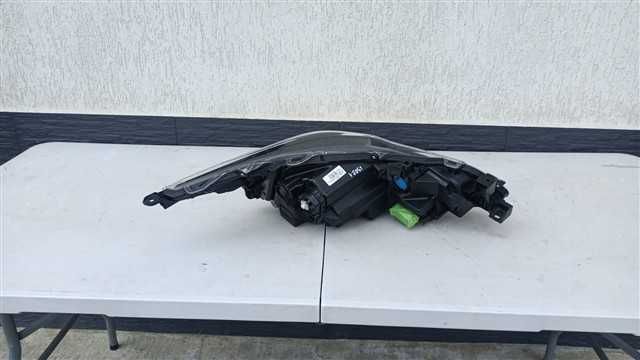 Far Stanga Toyota Corolla Sedan Full Led an 2019  cod 81150-02T51-00