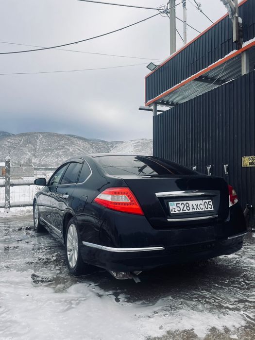 Nissan Teana продаётся машина