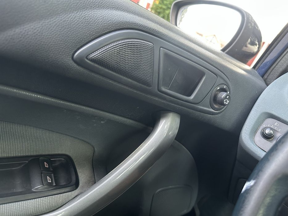 Ford Fiesta, 1.6 Diesel - cu clima, recent adusa numere rosii valabile