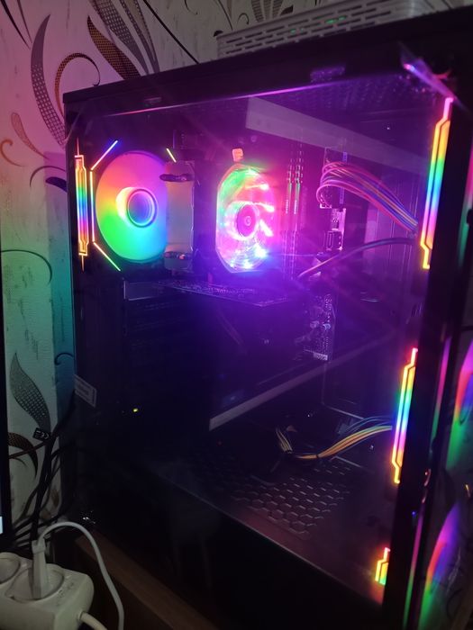 Продаю компьютер 2026 года