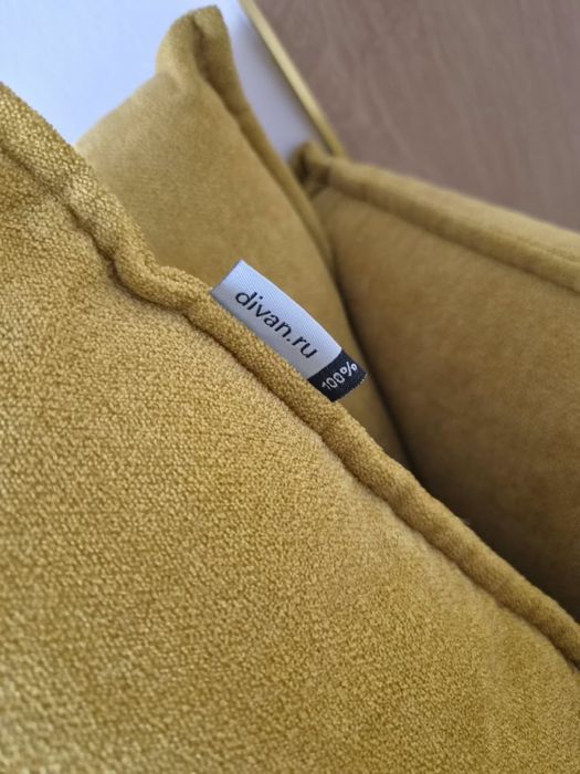 Продам диван в гостиную