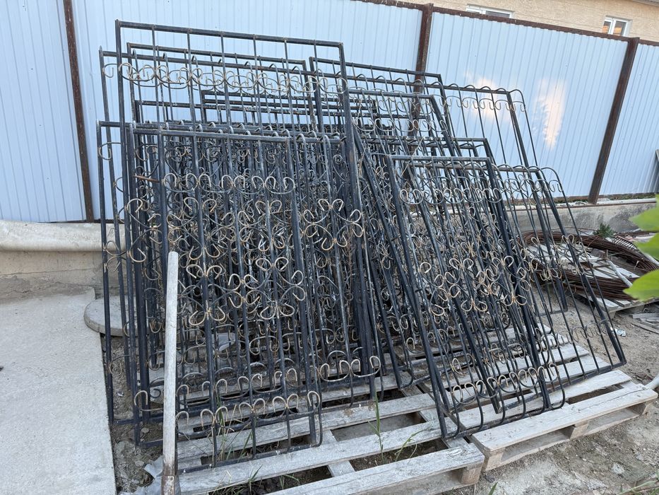 Решетка сатылады терезеге