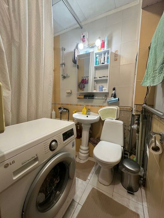 Квартира 2 комнатная 1966/44 м