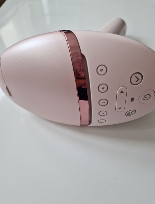 Philips Lumea 9000 Series (BRI/604) IPL фотоепилатор – отлично състояние