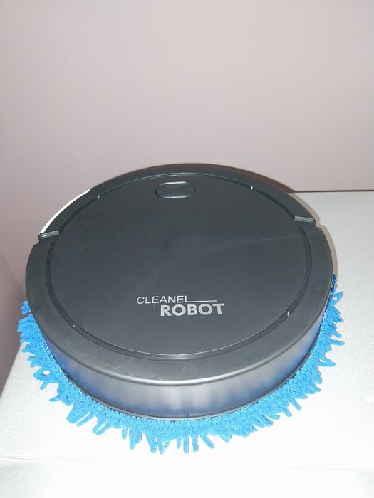 Робот ,събира прах нов