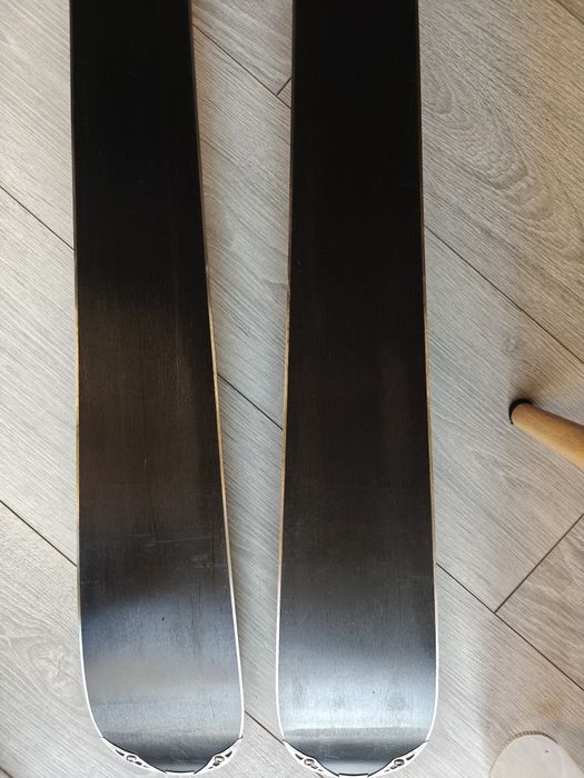 Schiuri Fischer Cruzar Fire 160 cm + legături Fischer RS9