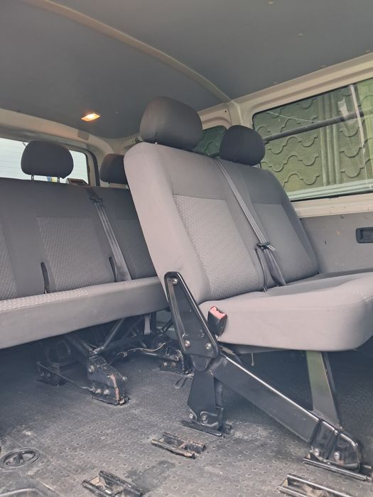 Vind autoturism vw T5 140cp 8locuri