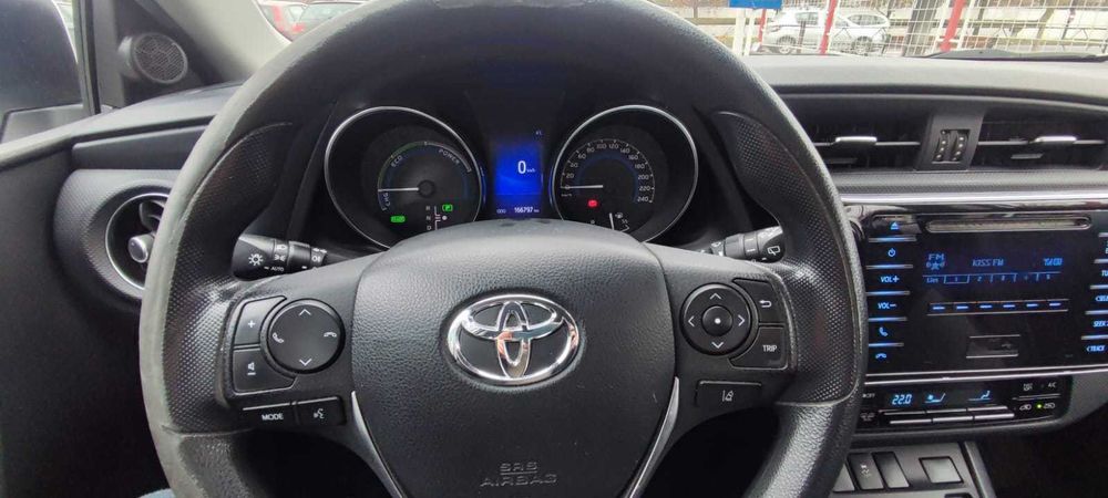 Toyota Auris Hybrid 1.8 2018 TSS
