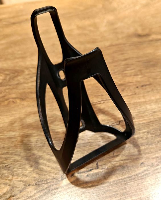 Кошничка за бидон CUBE