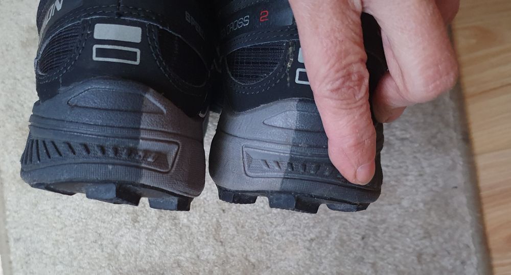 Pantofi Salomon 40 jum.