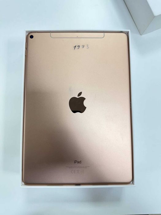 Ipad pro 11"  M1 256гб Акб 97%