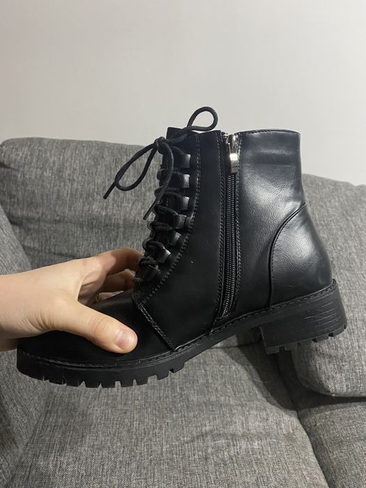 Демисезонные ботинки