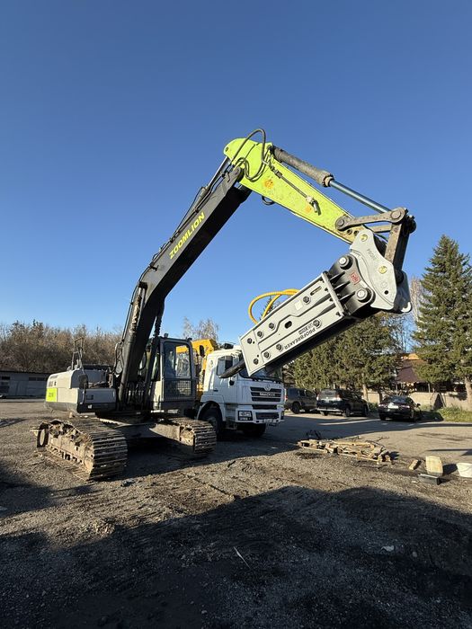 Экскаватор с нидромолотом