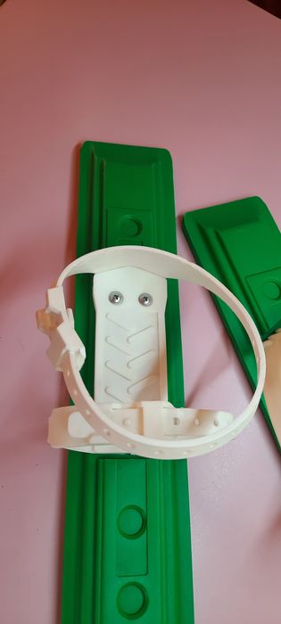 Детские мини лыжи