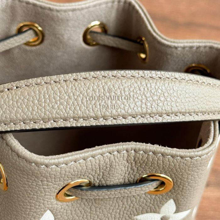 Geanta Louis Vuitton