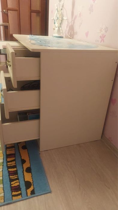 стол для учебы