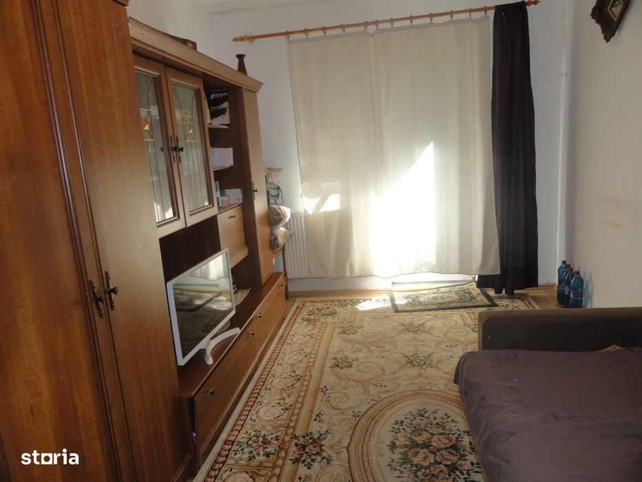 Apartament 3 camere etaj 2 Vlaicu, 63 mp, aproape de statia de tramvai — fotografia 1